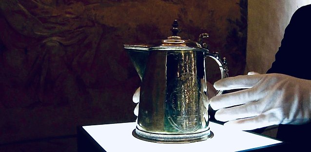 Bild: Ein echter Heringer Schatz ist seit heute wieder im Schloss zu Hause