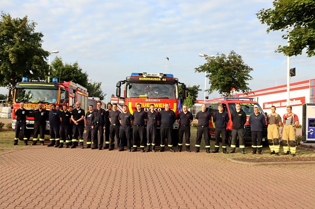 Bild: Auch die Nordh&auml;user Feuerwehr r&uuml;ckte jetzt in Richtung Rheinland-Pfalz aus