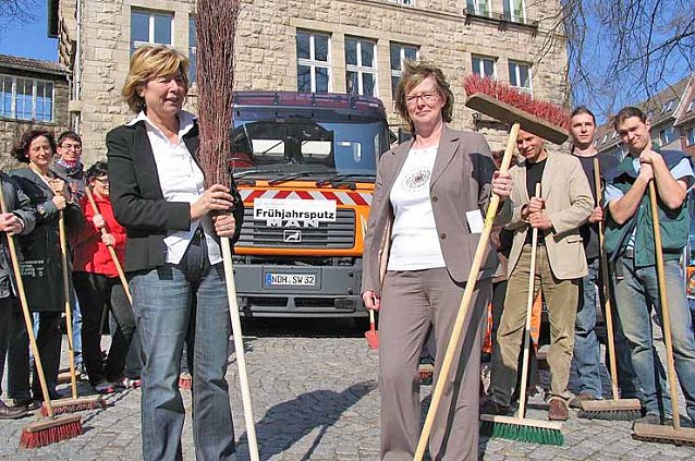 Bild: Politisch korrekt: Rinke links, Klaan rechts