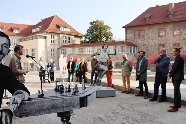 Bild: Er&ouml;ffnung Outdoor-Ausstellung Zwischen Erfolg und Verfolgung � J&uuml;dische Stars im deutschen Sport bis 1933 und danach