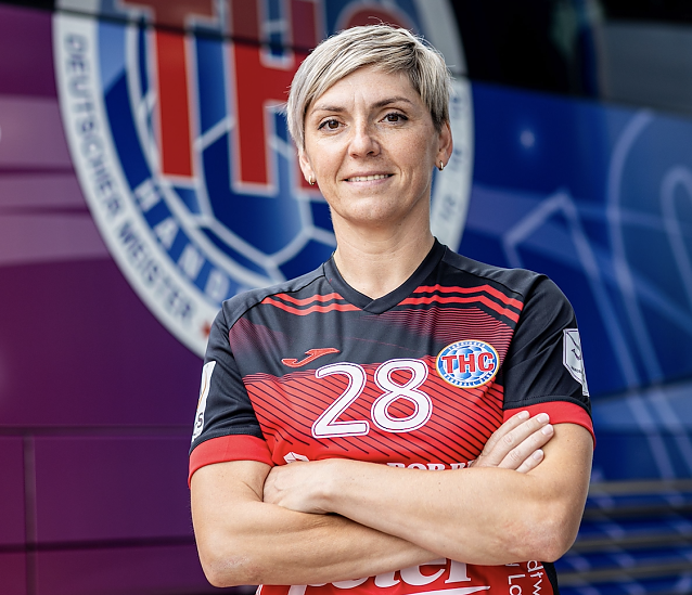 Bild: Lydia Jakubisova: 40 Jahre jung - 300 Spiele f&uuml;r den Th&uuml;ringer HC � ein Leben f&uuml;r den Handball