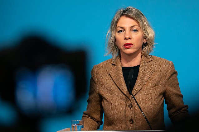 Bild: Ministerin Susanna Karawanskij 