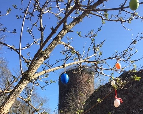Bild: Ostern auf der Ebersburg