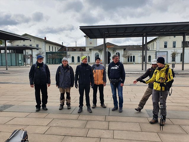 Bild: Los ging es am Samstag am Nordh&auml;user Bahnhof