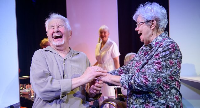 Bild: Neue Inszenierung der "Silberdisteln" am Nordh&auml;user Theater
