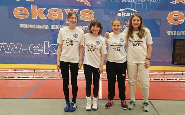 Bild:  Tabea Wetzel (2.v.r.) im Team Th&uuml;ringen