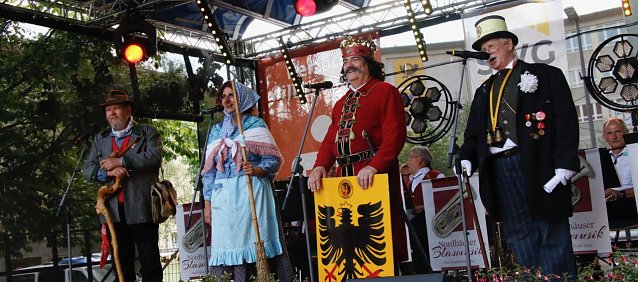 Bild: Das 52. Rolandsfest wurde nach zwei Jahren Pause heute auf dem Rathausplatz in Nordhausen er&ouml;ffnet