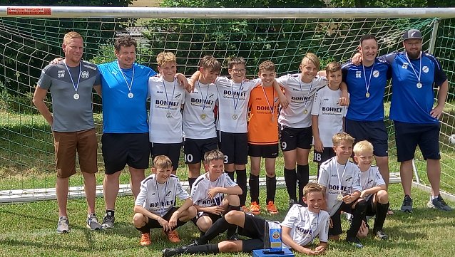 Bild: Kreismeister und Kreispokalsieger: die D-Junioren der Spielgemenschaft