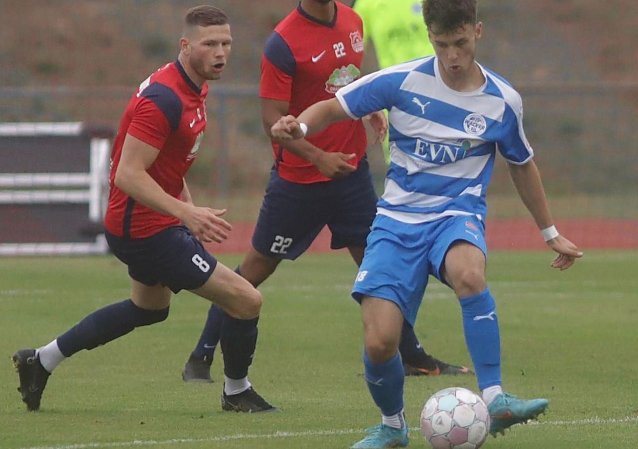 Bild: Obwohl sie alles versuchten, mussten sich die Nordh&auml;user Jungs heute dem Regionalligaabsteiger in Eilenburg geschlagen geben.