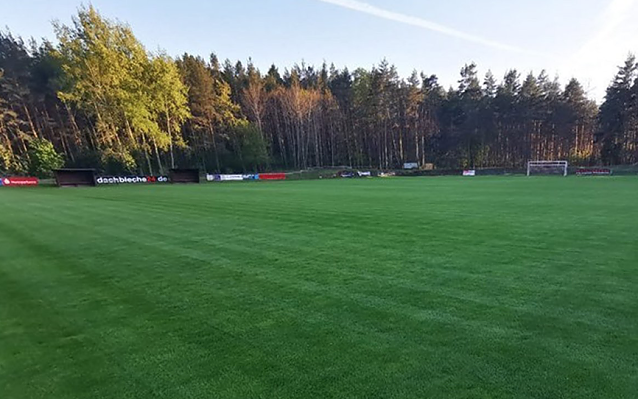 Bild: Die beschauliche Wolfsberg-Arena am Waldrand wurde heute zur Falle f&uuml;r den FSV Wacker 90
