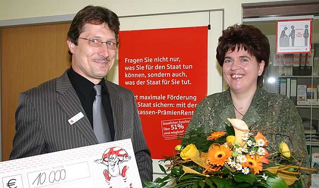 Bild: Gl&uuml;ckliche Gewinnerin