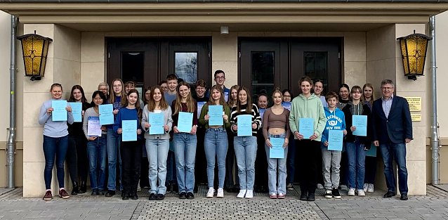 Bild: Teilnehmer der Chemie-Olympiade