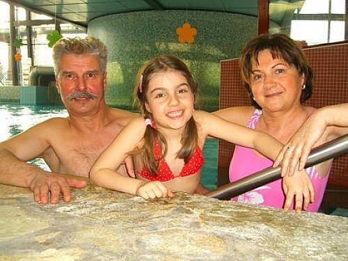 Bild: Oma und Opa Tage im Badehaus