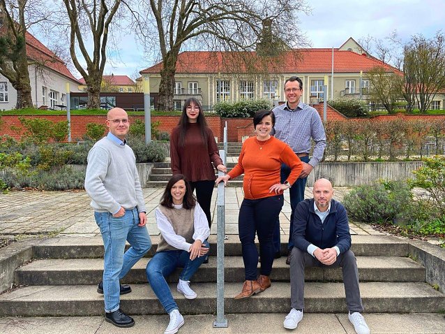 Bild: Das Team des Transferwerks von links: Maximilian Druselmann, Sara Schulz, Sandra Nioduschewski, Sascha Bicke, Linda Granowske und Thomas F&uuml;ldner