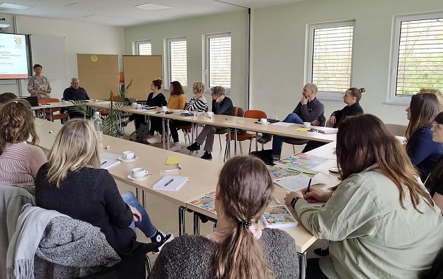 Bild: Diskussionsrunde zur Inklusion