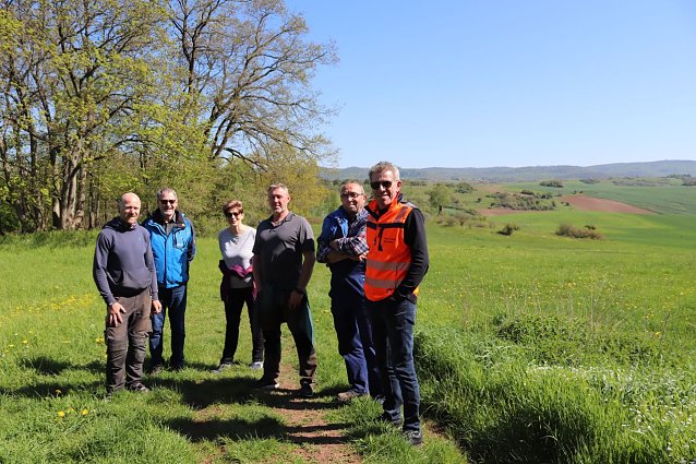 Bild: v.l.: Mirko Reinl&auml;nder, Andreas Heise, Heike Stolle (LPV), Axel Axt (Stadt Nordhausen), Rolf Benkstein (Forstbetriebsgemeinschaft Windehausen), Maik Linde (Bergsicherung Ilfeld)