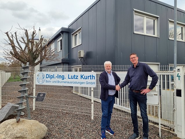 Bild: Lothar Kaufhold (rechts) ist neuer Gesch&auml;ftsf&uuml;hrer