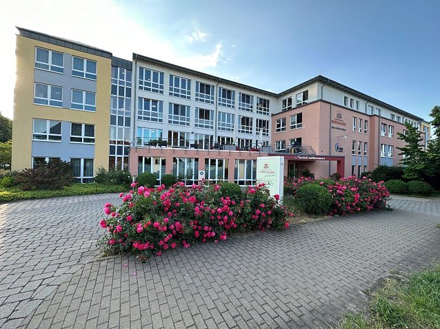 Bild: Die Seniorenresidenz der WBG in der Stolberger Stra&szlig;e feierte jetzt Jubil&auml;um