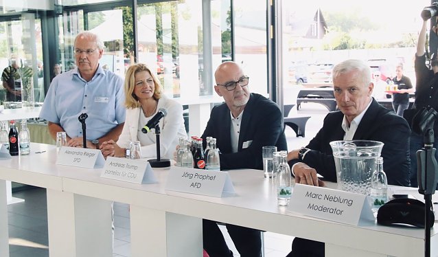 Bild: v.l. Stefan Marx, Alexandra Rieger, Andreas Trump und J&ouml;rg Prophet
