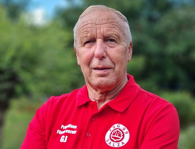 Bild: G&uuml;nter John, Personifizierung des Salzaer Fu&szlig;balls wird heute 75 Jahre.