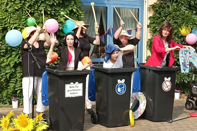 Bild: Sommerfest im St. Josefshaus