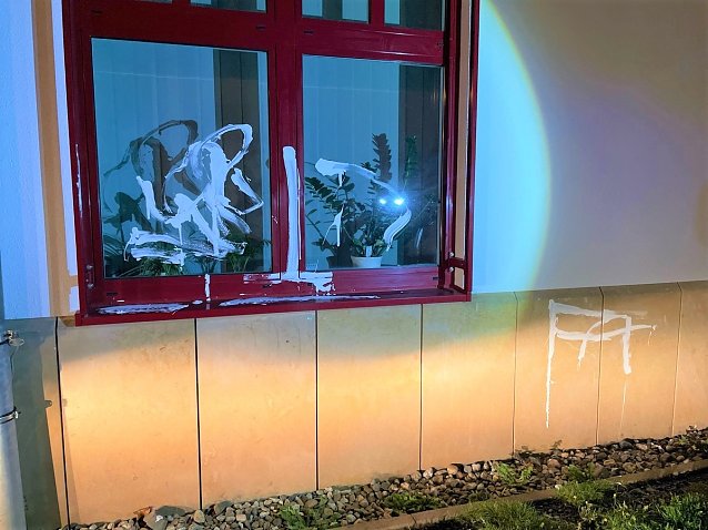 Bild: Vandalismus am Landratsam