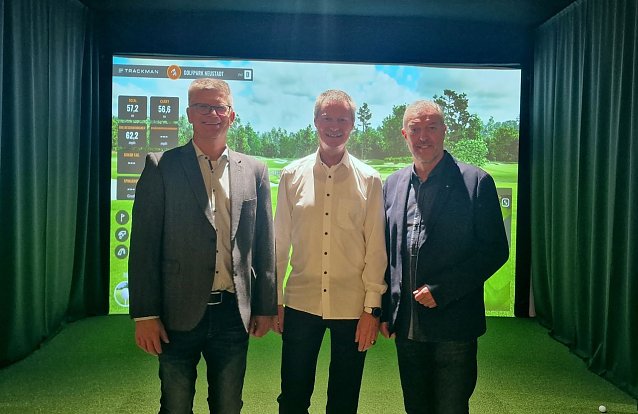 Bild: v.l.: Andr&eacute; Materlik, Andreas Meyer und Uwe Lier bei der Jubil&auml;umsfeier der LK Sportmarketing GmbH