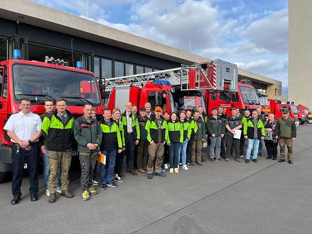 Bild: Arbeitsbesuch der Forstleute bei der Berufsfeuerwehr