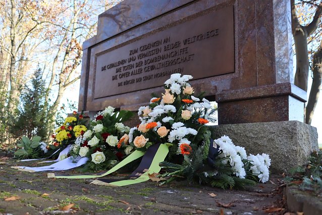 Bild: Volkstrauertag auf dem Hauptfriedhof