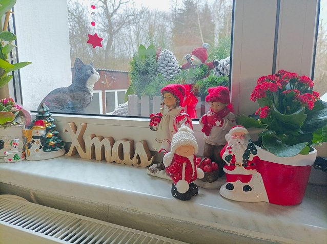Bild: Geschm&uuml;ckte Fensterband im Advent