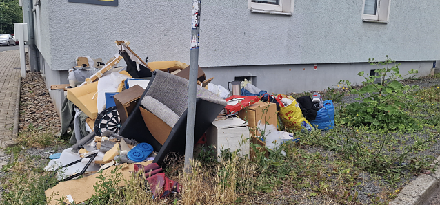 Bild: Wilder Sperrm&uuml;llhaufen in der Predigerstra&szlig;e - wieder einmal