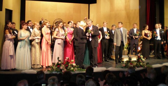 Bild: Sommerfest im Theater
