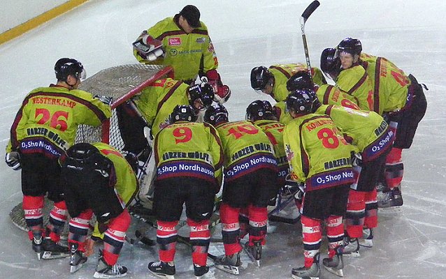 Bild: Letzte Besprechung vor dem Spiel
