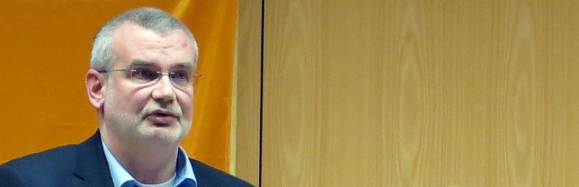 Bild: N&uuml;&szlig;le wurde mit 58 zu 50 Stimmen nominiert.