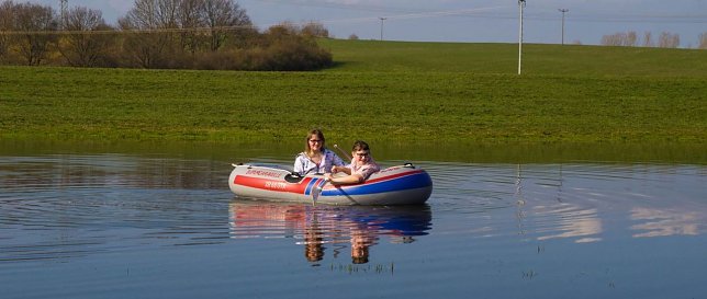 Bild: Lustige Bootsfahrt