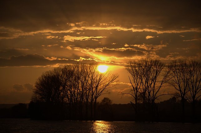 Bild: Sonnenuntergang bei Schiedungen