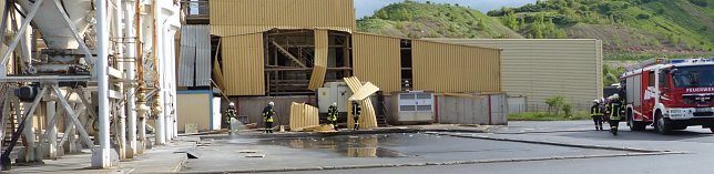 Bild: Halle wurde vollst&auml;ndig zerst&ouml;rt