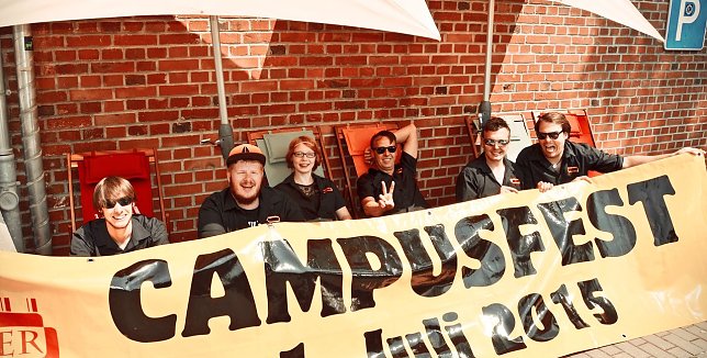 Bild: Morgen steigt am Weinberg das Campusfest