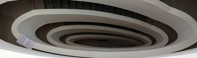 Bild: Treppenhaus in Form einer Ellipse