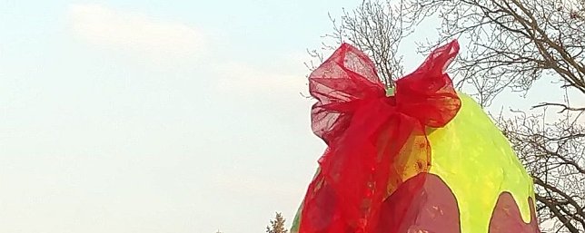 Bild: Ostern am Brunnen