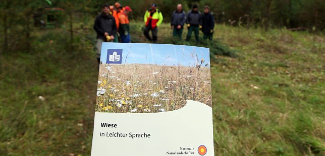 Bild: Zwei neue Hefte in "Leichter Sprache"