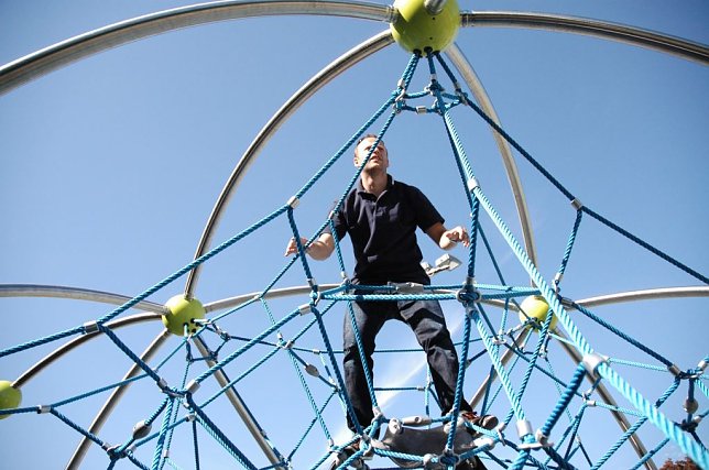 Bild: Spielplatz wird &uuml;berpr&uuml;ft