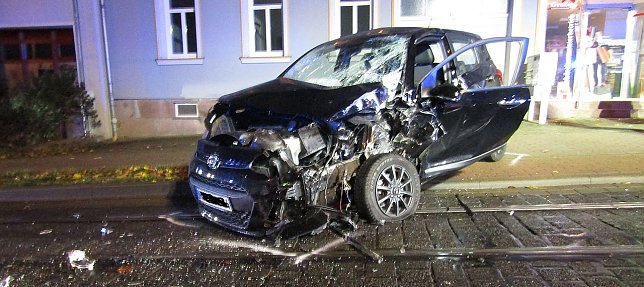 Bild: Unfall in der Stolberger Stra&szlig;e