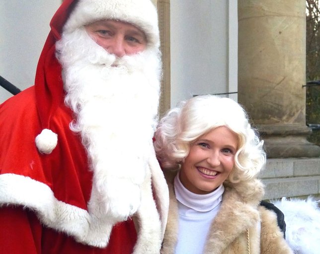 Bild: Weihnachtsmann und Engelchen