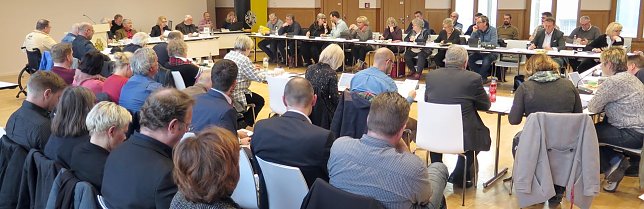 Bild: Blick in den Ratssaal