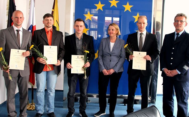 Bild: Von links: Bergmann, B&uuml;hling, Richter, Krauth, Anders und Schink&ouml;th