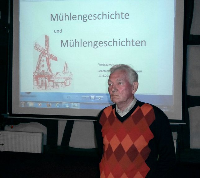 Bild: M&uuml;hlenpabst bei den Geschichtsfreunden