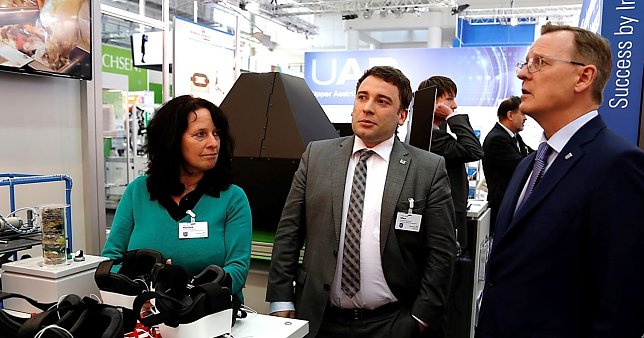 Bild: Ramelow am Stand der Nordh&auml;user Hochschule