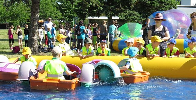 Bild: Mini-Paddler sind auch wieder dabei