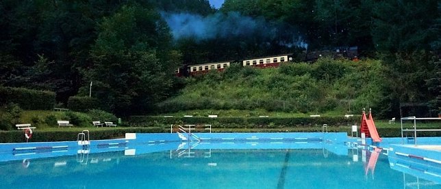 Bild: Jubil&auml;um im Ilfelder Waldbad